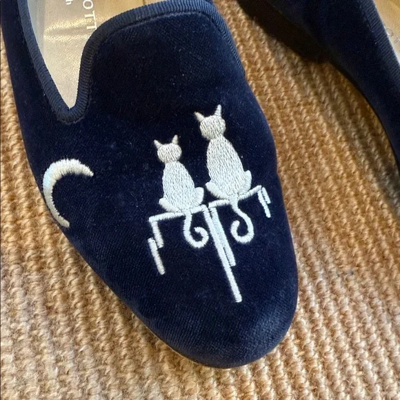 Stubbs & Wootton Navy Velvet Loafers w Silver Cat Embroidery Sz 7 - Picture 3 of 7